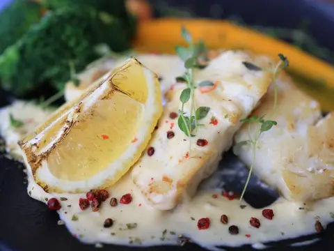 Sauce au beurre blanc pour le poisson